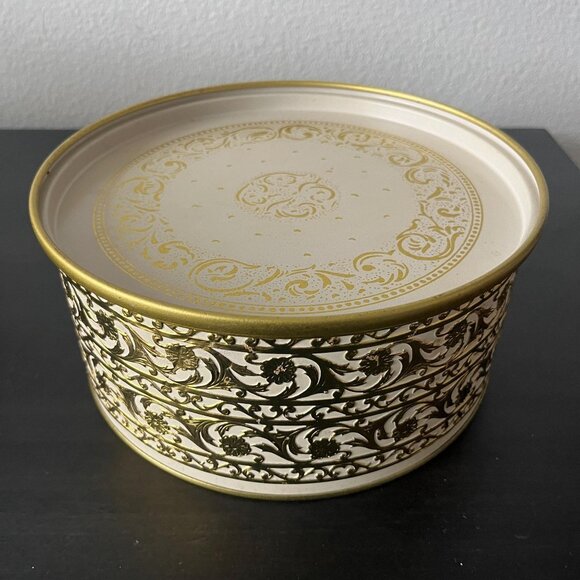 Vintage 1950s Guildcraft Round Biscuit Tin // Cream & Gold // 8" Diameter - Picture 1 of 8
